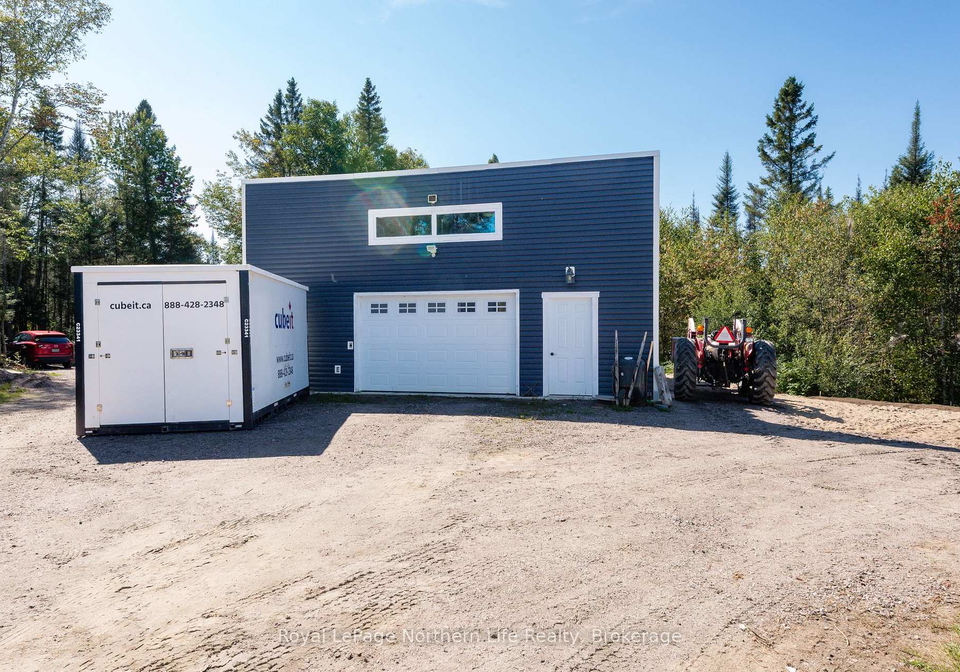 880-memorial-park-drive-e-powassan-ontario-x13797278