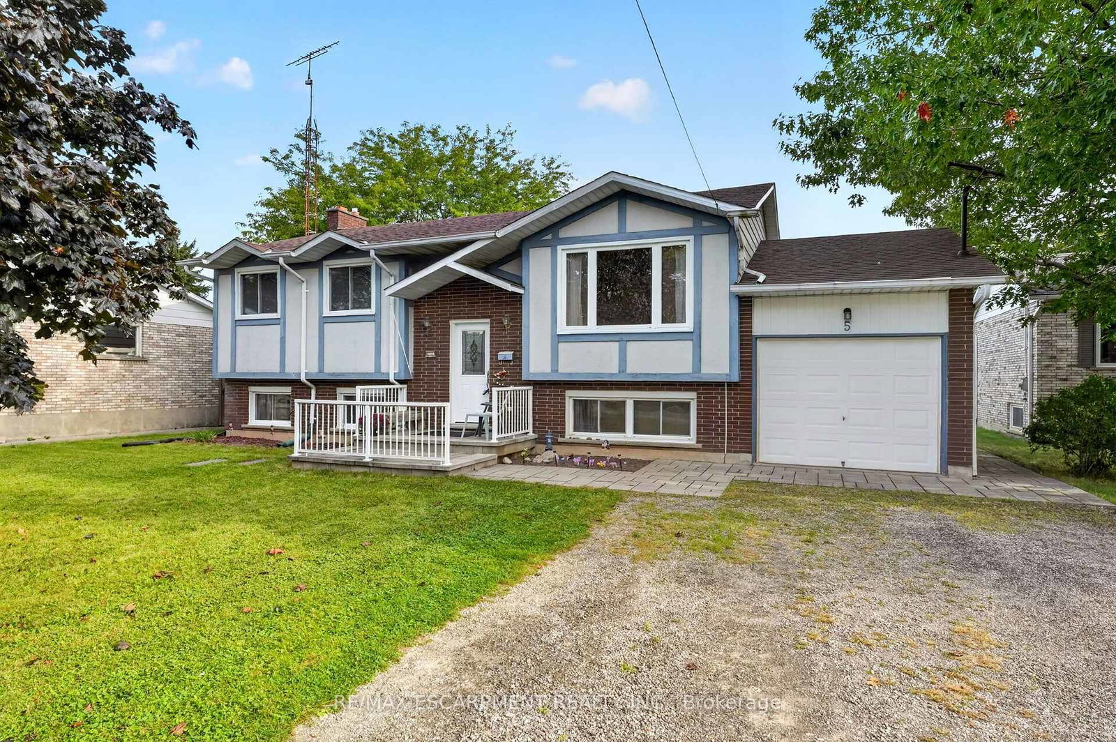 5-brooks-circle-west-lincoln-ontario-x13797466
