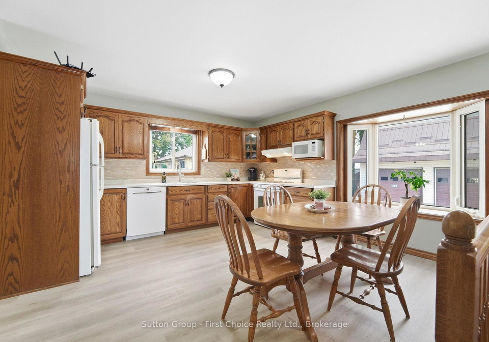 1669-road-164-perth-south-ontario-x13797578