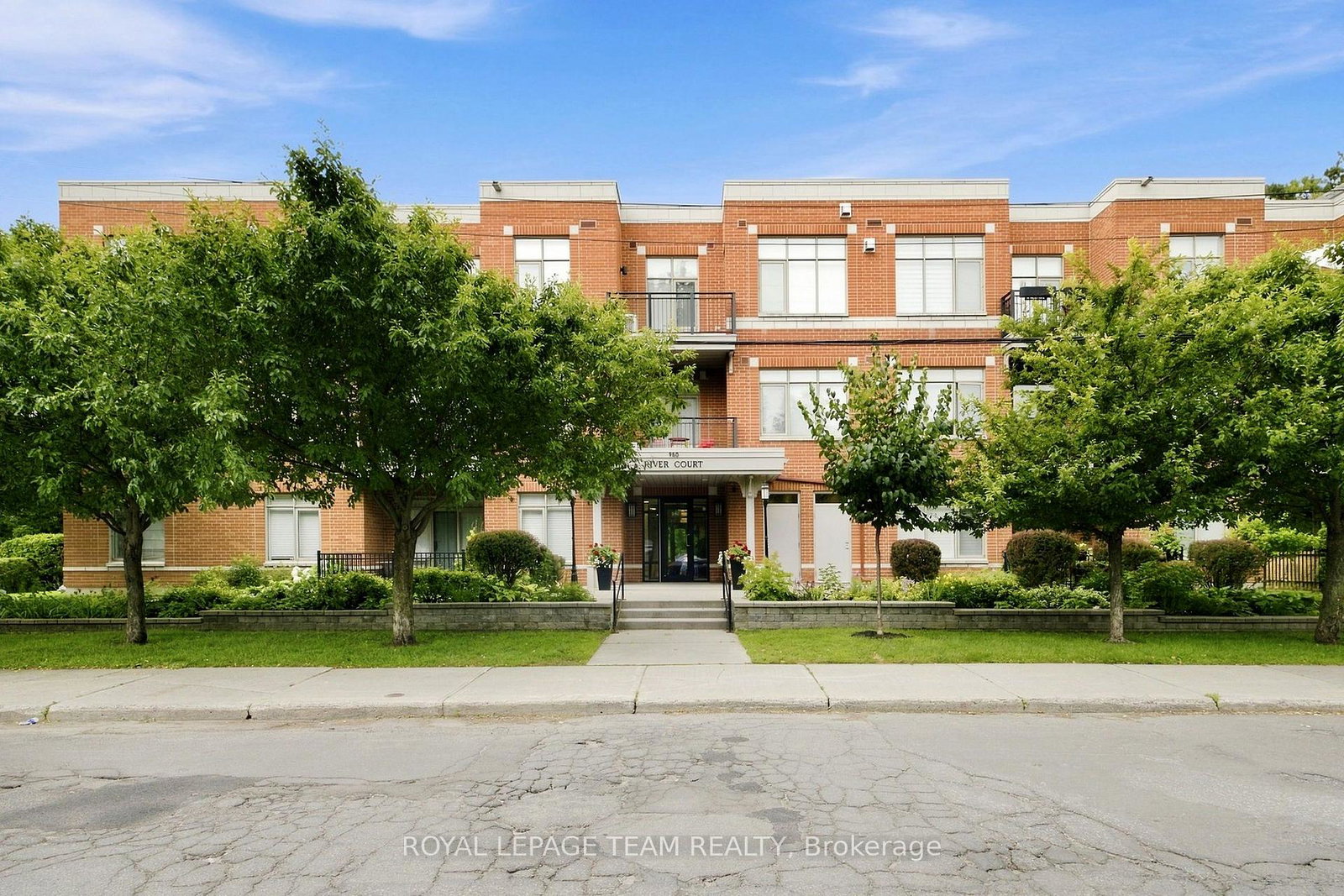 950-marguerite-avenue-ottawa-ontario-x13797582