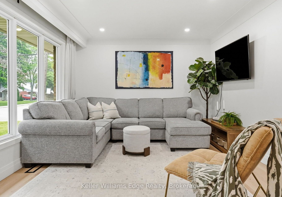 131-west-34th-street-hamilton-ontario-x13797646