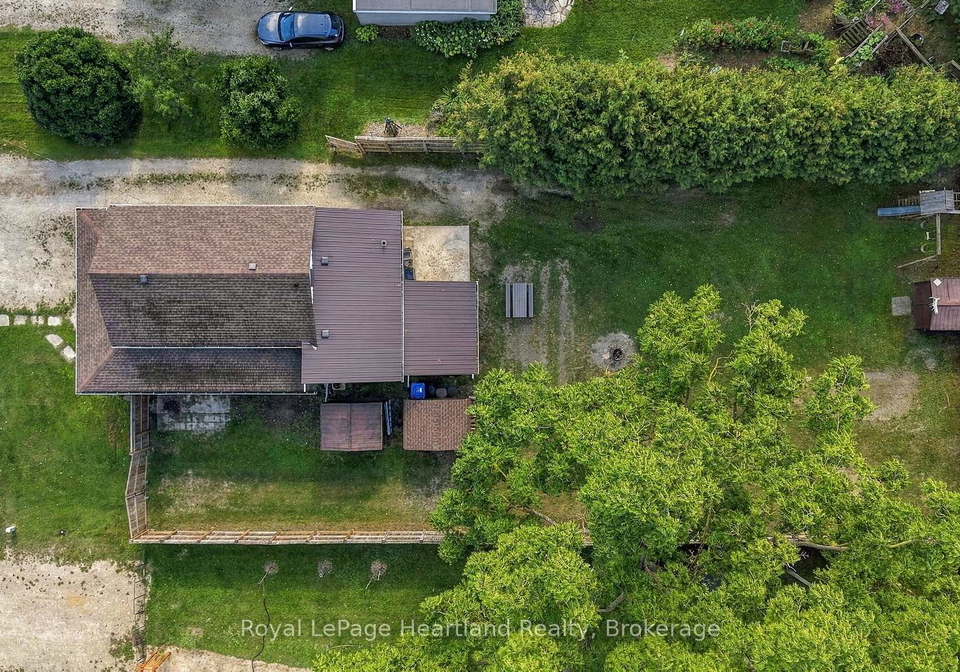 8-clarke-street-s-minto-ontario-x13797708