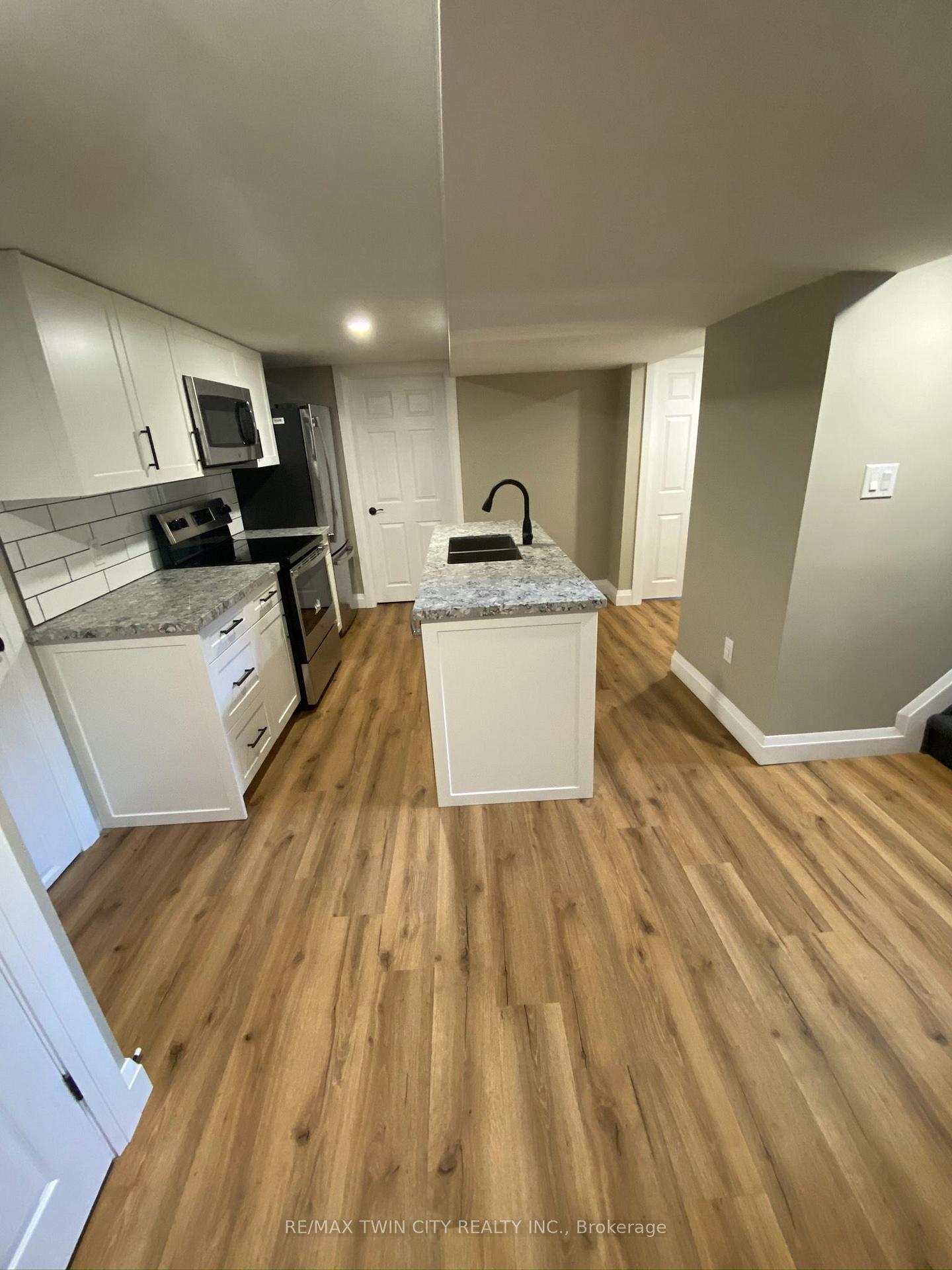 25-hickery-place-brantford-ontario-x13797752