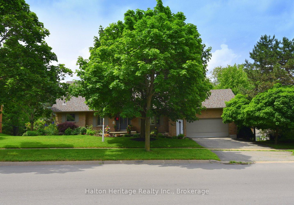 34-howard-boulevard-hamilton-ontario-x13797760