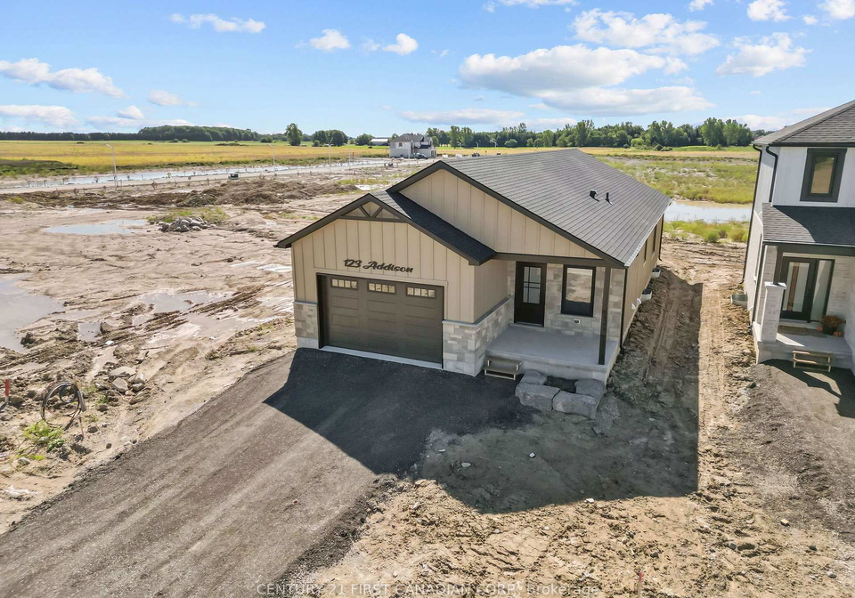 123-addison-avenue-lucan-biddulph-ontario-x13797800