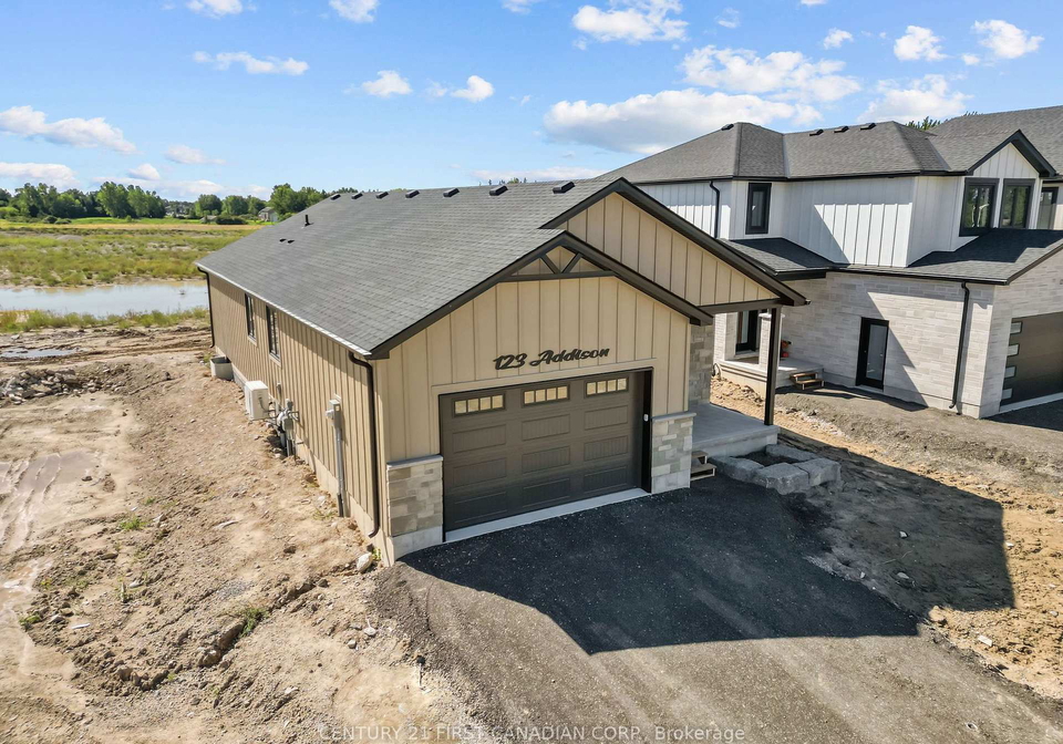 123-addison-avenue-lucan-biddulph-ontario-x13797800