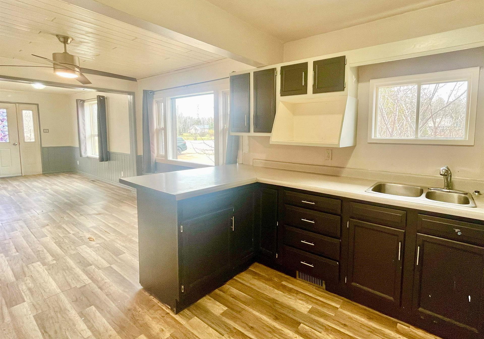 70-armstrong-street-machin-ontario-x13797828