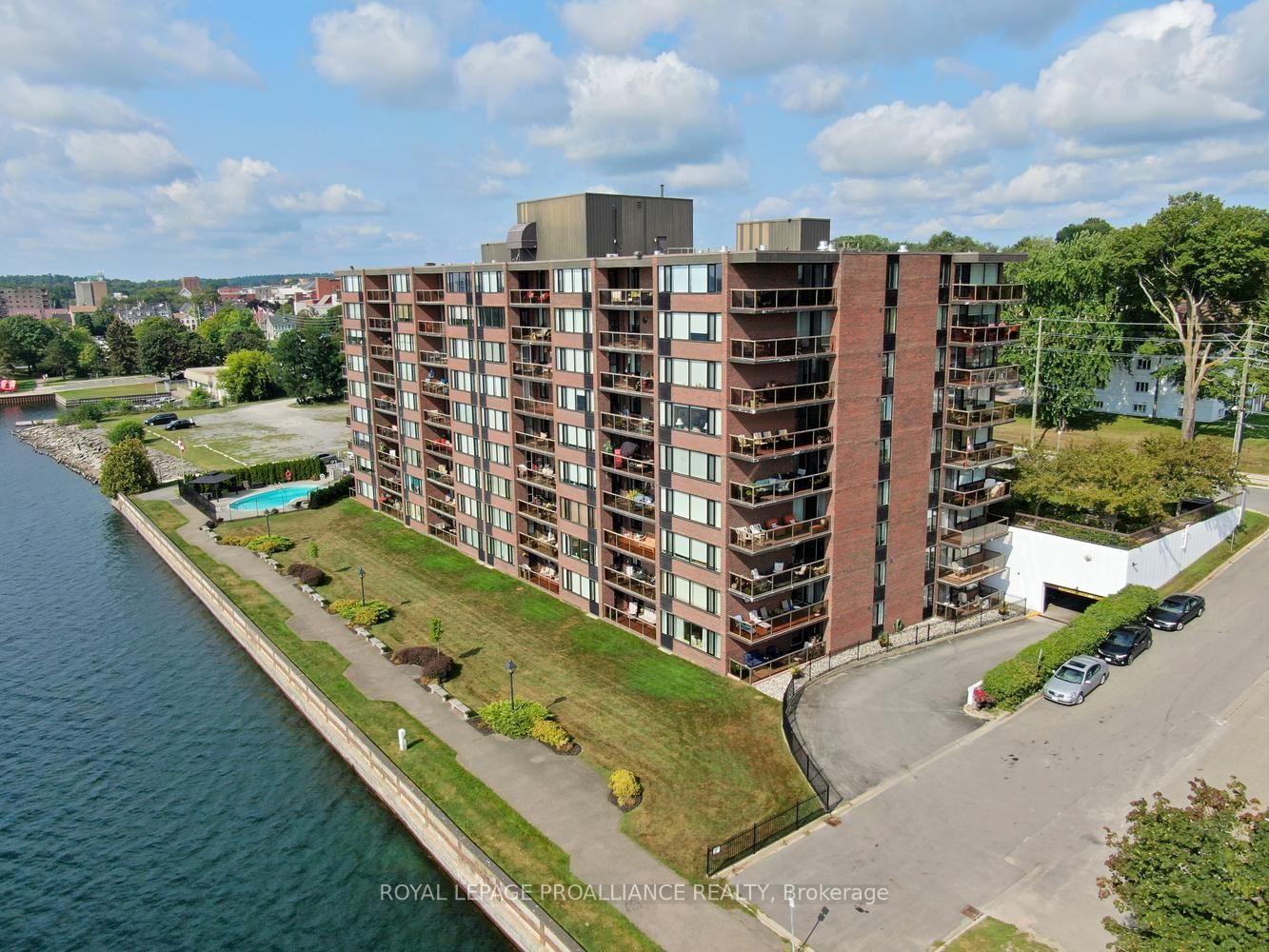 55-e-water-street-brockville-ontario-x13797866
