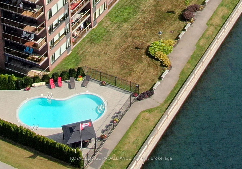 55-e-water-street-brockville-ontario-x13797866