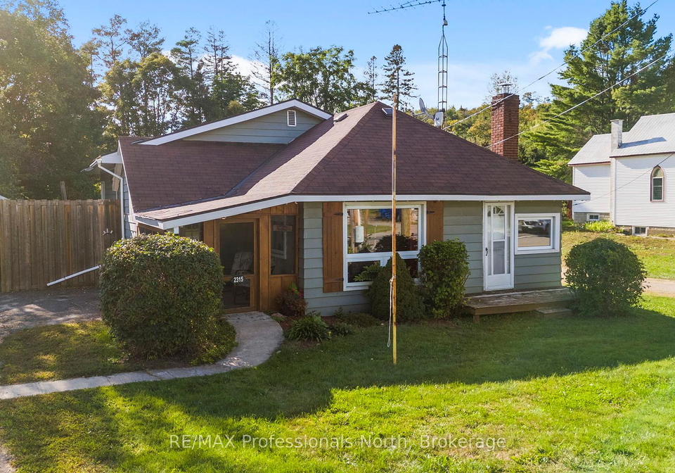 2315-loop-road-highlands-east-ontario-x13797868