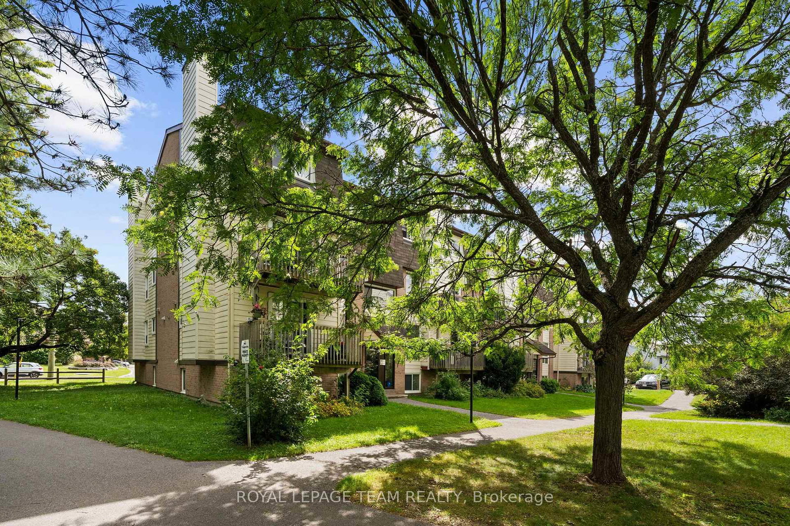 1587-goth-avenue-ottawa-ontario-x13797874