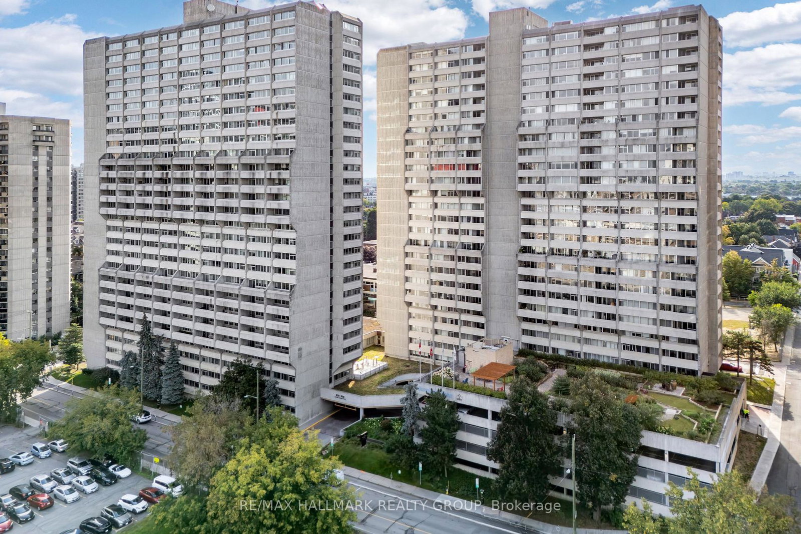 530-laurier-avenue-w-ottawa-ontario-x13797914