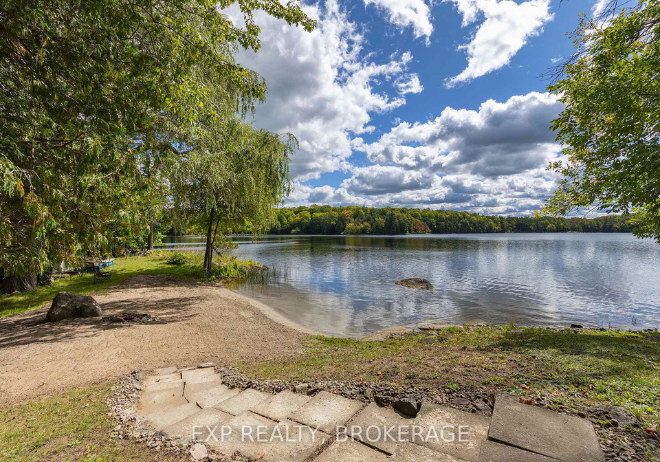 2119-hambly-lane-frontenac-ontario-x13797968