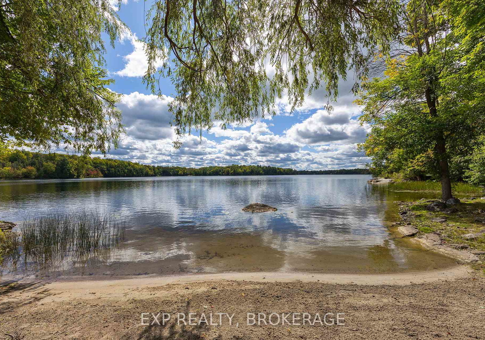 2119-hambly-lane-frontenac-ontario-x13797968