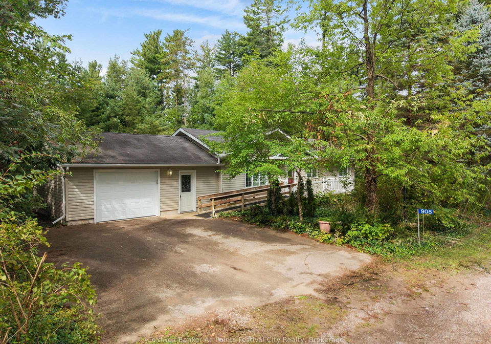 905-white-cedar-drive-central-huron-ontario-x13798196