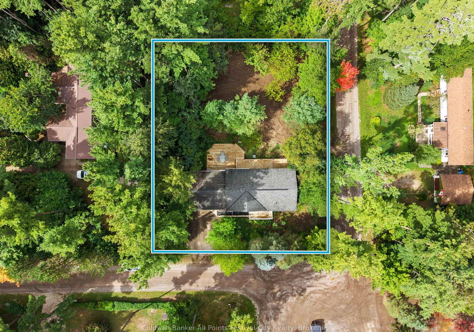 905-white-cedar-drive-central-huron-ontario-x13798196