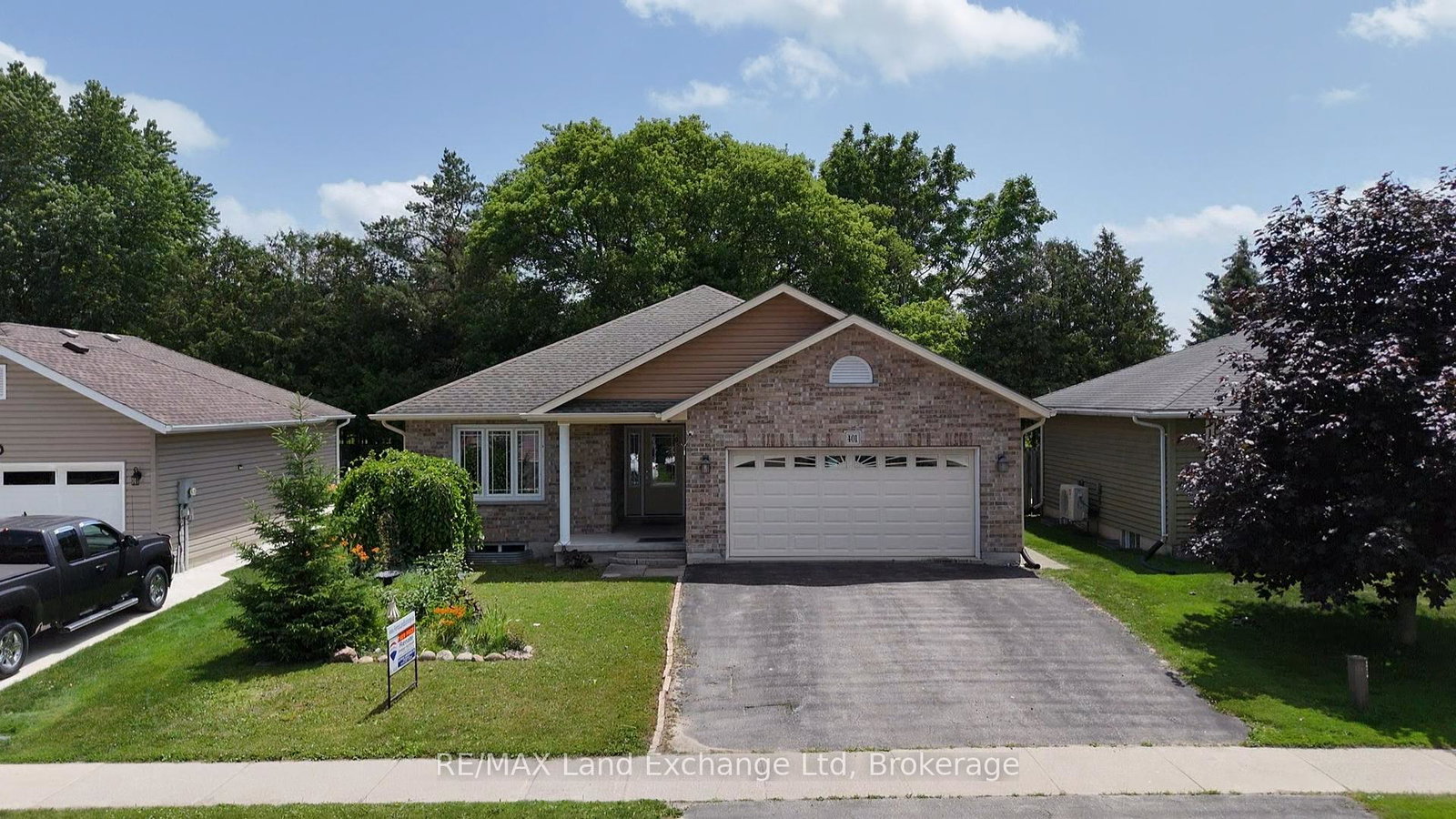 401-carling-terrace-north-huron-ontario-x13798504
