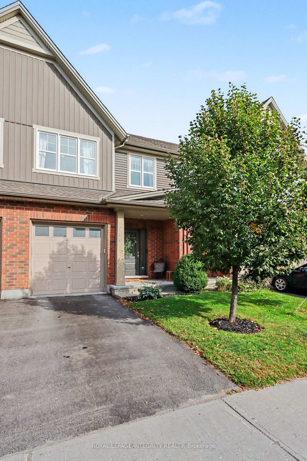 286-fergus-crescent-ottawa-ontario-x13798528