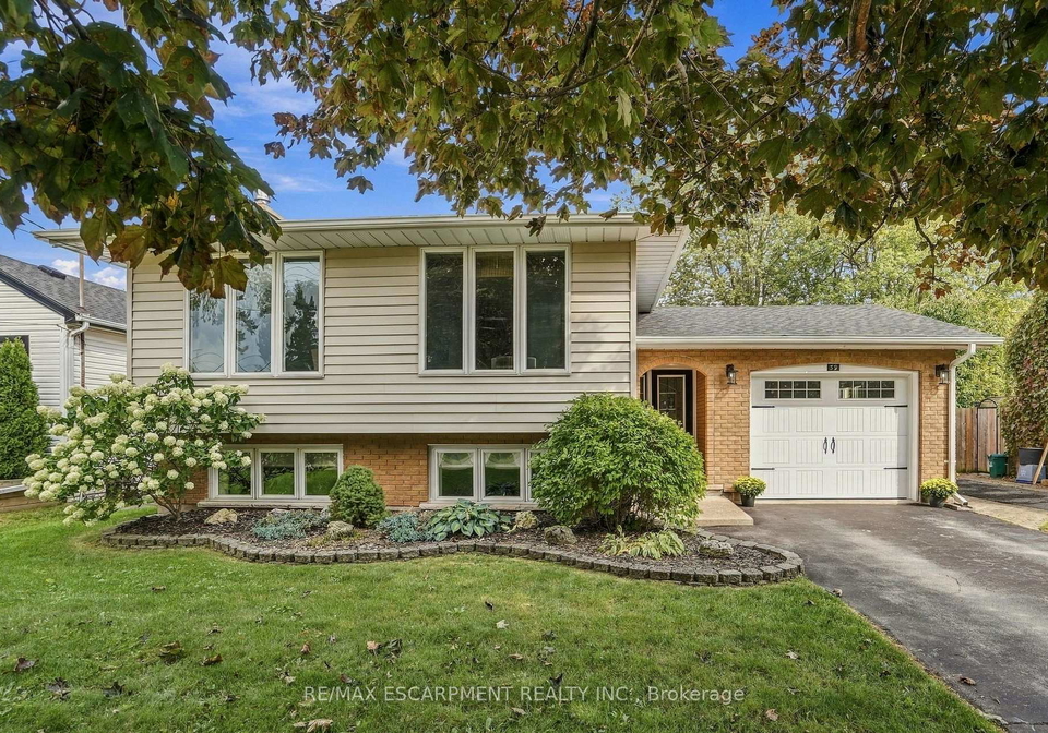 39-rosemount-avenue-port-colborne-ontario-x13798554
