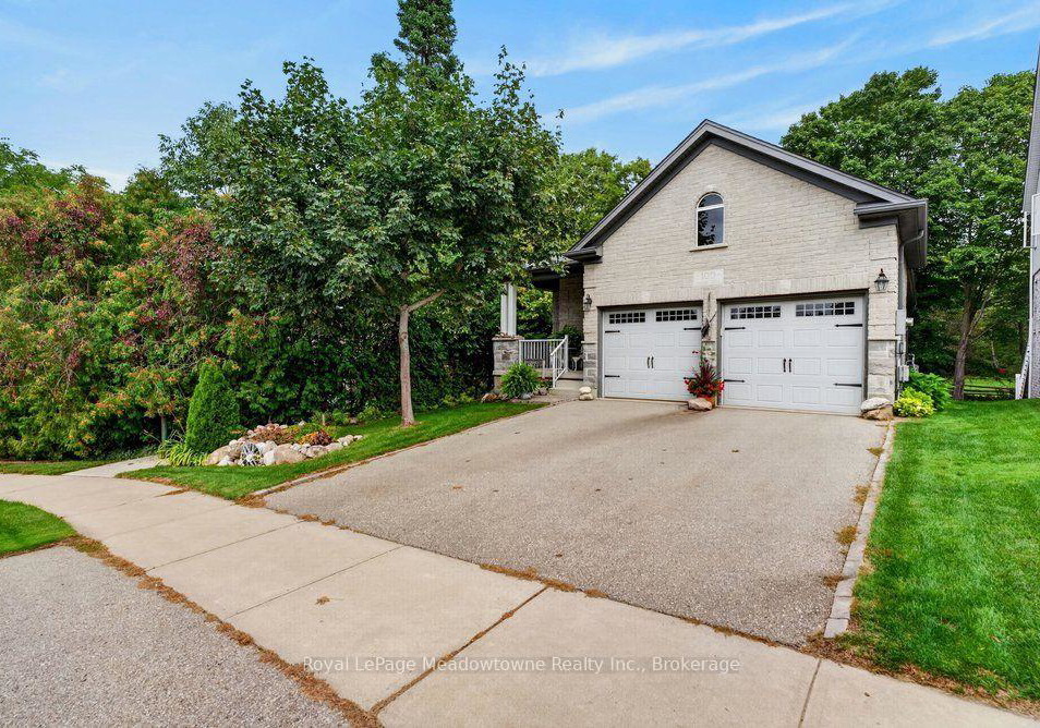100-sammon-drive-guelpheramosa-ontario-x13798896