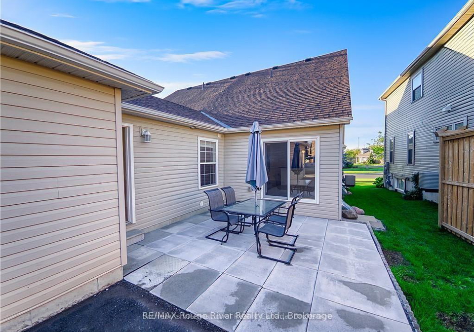 814-broadway-boulevard-peterborough-ontario-x13798956
