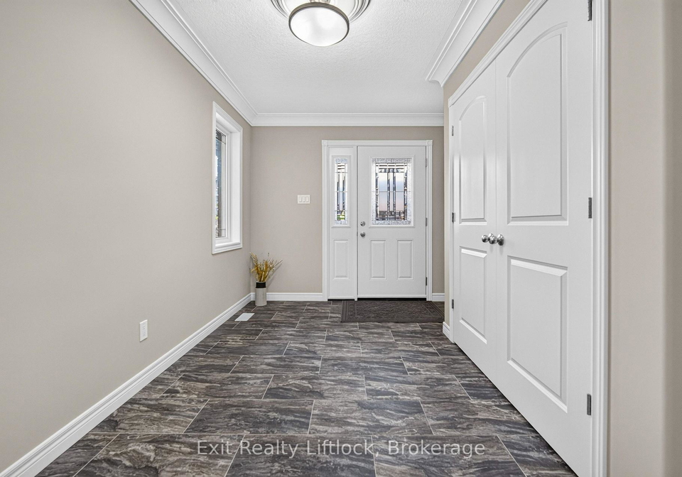 224-oneil-street-peterborough-ontario-x13799144