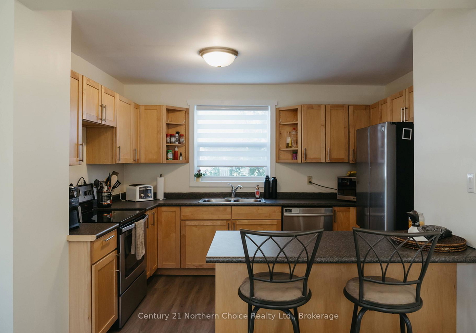 44-peter-street-kenora-ontario-x13799360