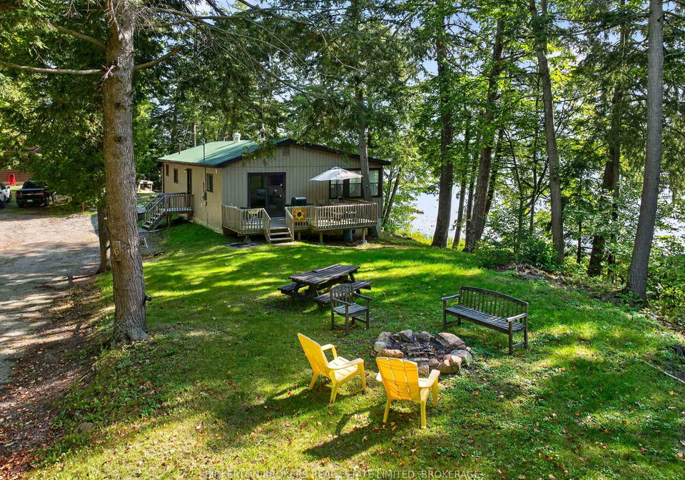 2-ub6a-road-rideau-lakes-ontario-x13799482