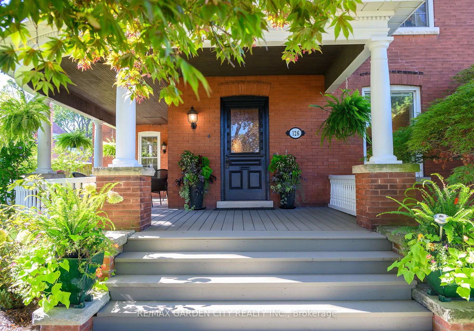 126-main-street-e-grimsby-ontario-x13799498