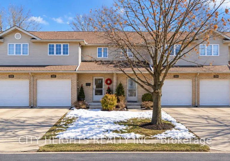 1058-lexington-circle-windsor-ontario-x13799784