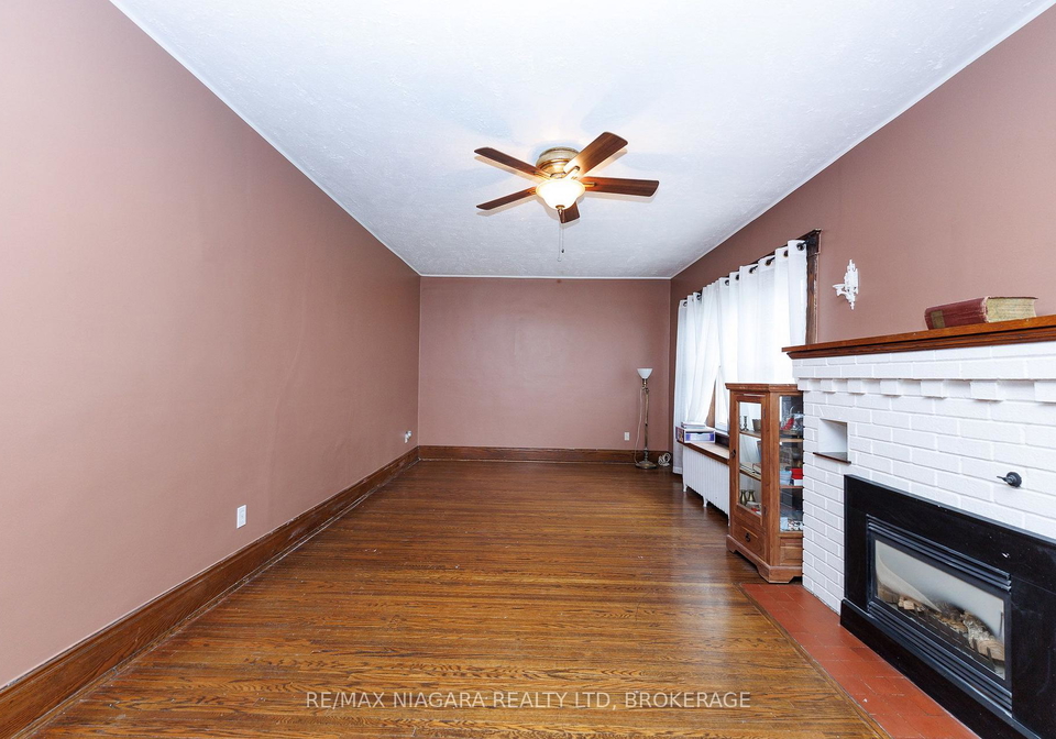 4864-simcoe-street-niagara-falls-ontario-x13799882