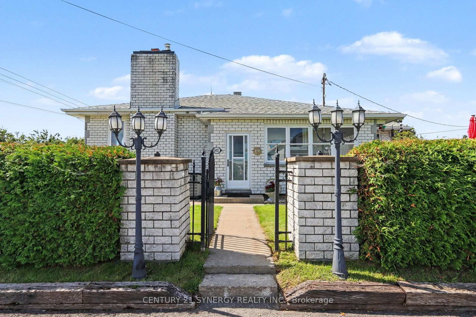2452-colonial-road-ottawa-ontario-x13800222
