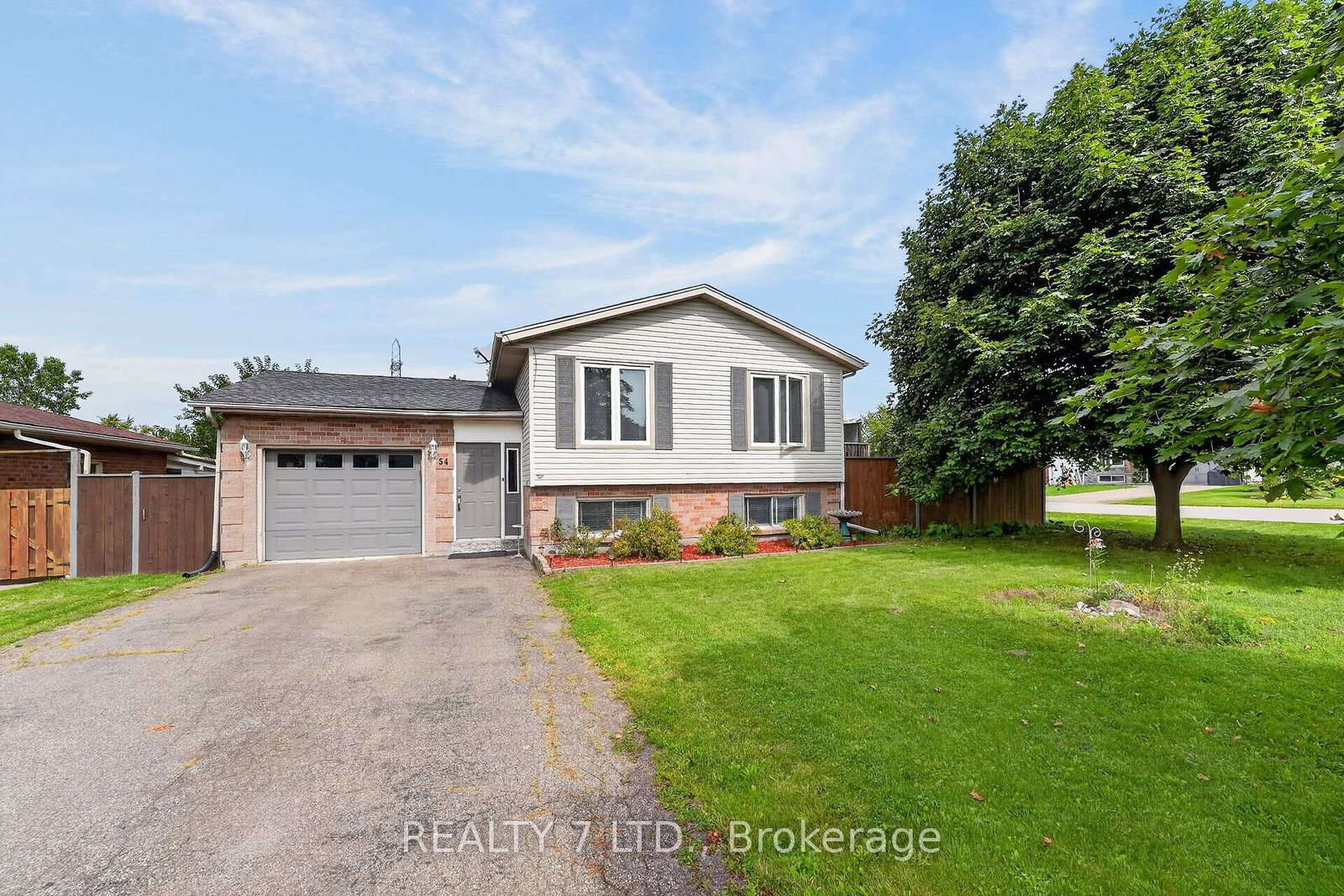 54-cowan-drive-thorold-ontario-x13800282