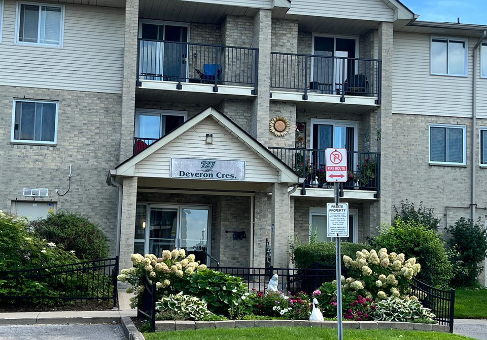 727-deveron-crescent-london-south-ontario-x13800388