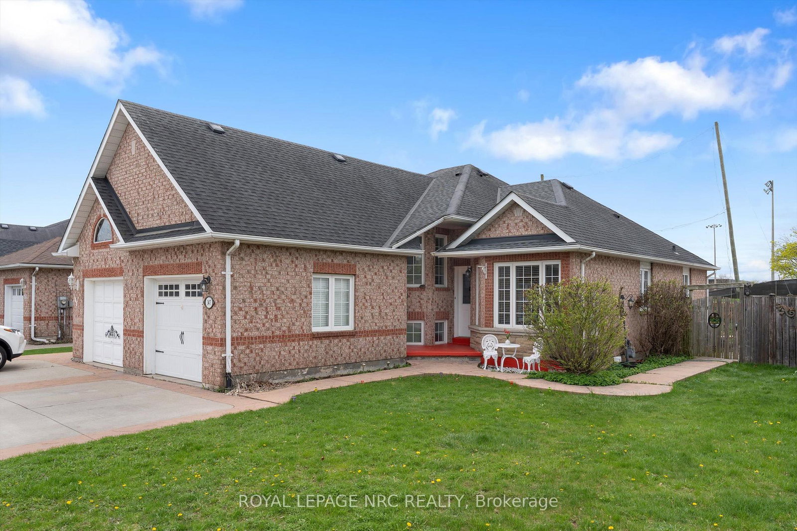 147-st-lawrence-drive-welland-ontario-x13800756