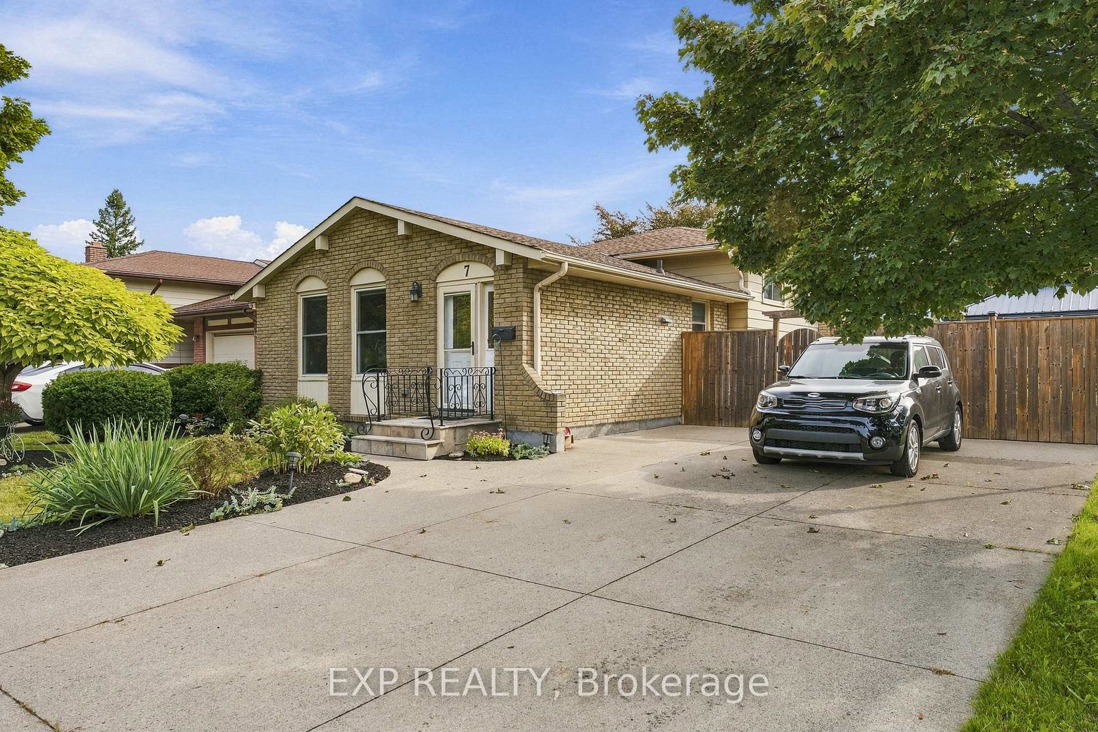 7-roehampton-avenue-st-catharines-ontario-x13800826