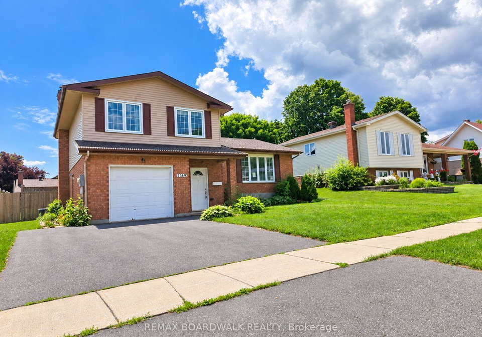 1369-lochiel-street-cornwall-ontario-x13800858