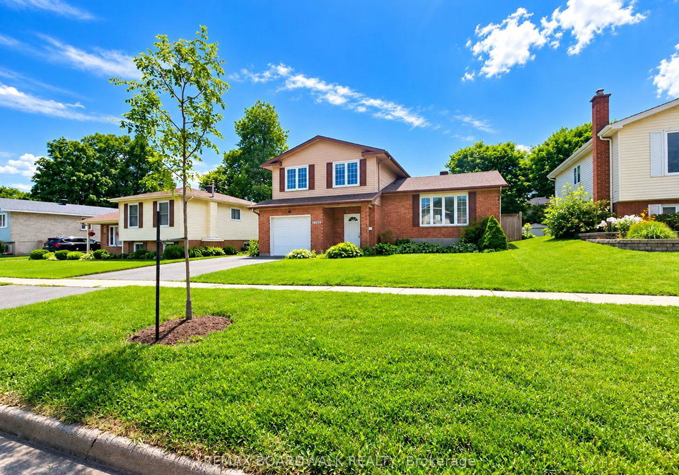 1369-lochiel-street-cornwall-ontario-x13800858