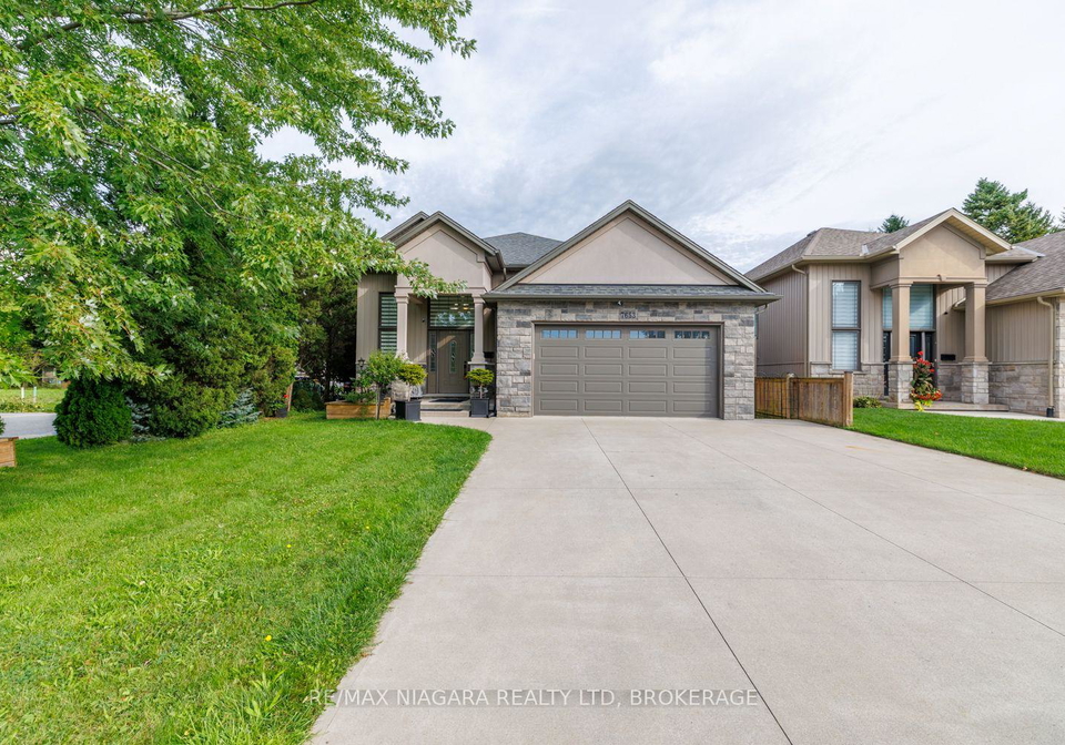 7653-mulhern-street-niagara-falls-ontario-x13800868