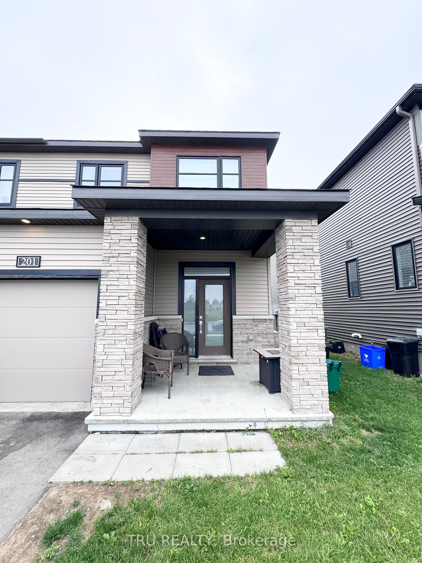 201-invention-boulevard-kanata-ontario-x13800970