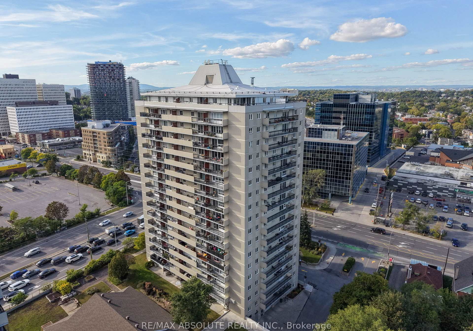 158-a-mcarthur-avenue-ottawa-ontario-x13800990