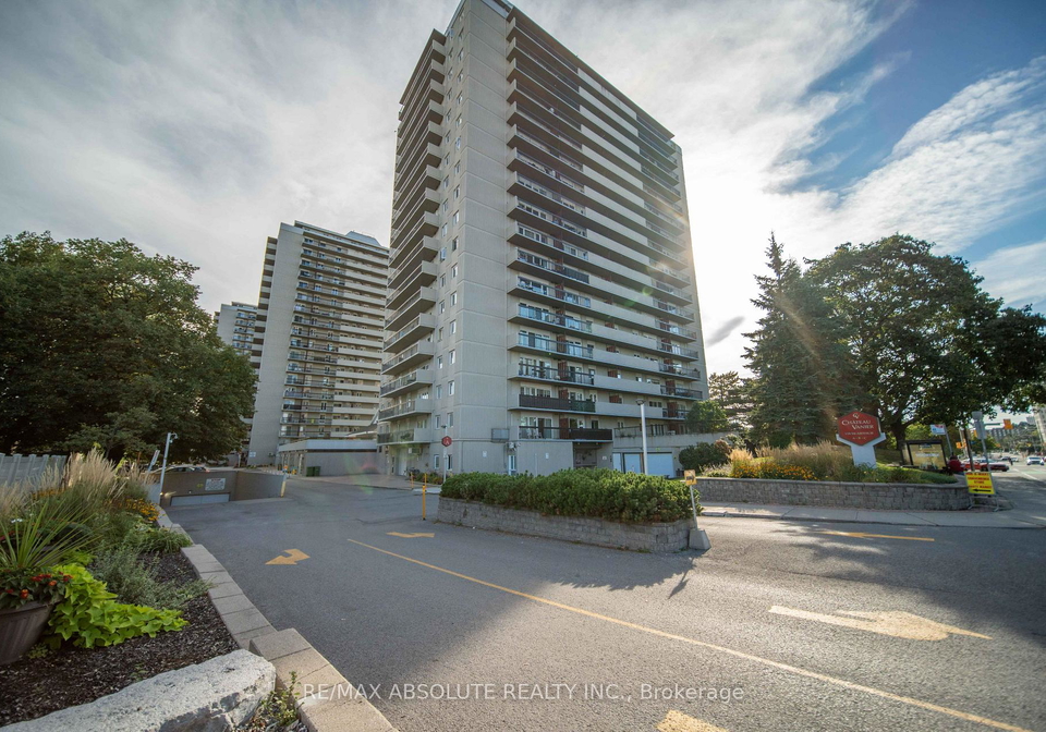 158-a-mcarthur-avenue-ottawa-ontario-x13800990