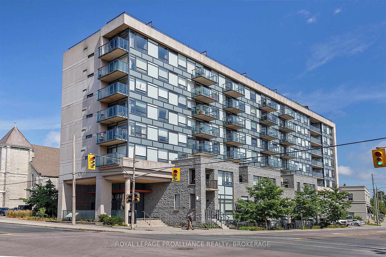 121-queen-street-kingston-ontario-x13801108