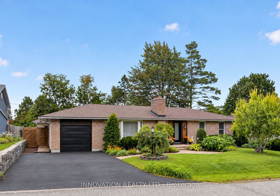 8-dogwood-drive-ottawa-ontario-x13801286