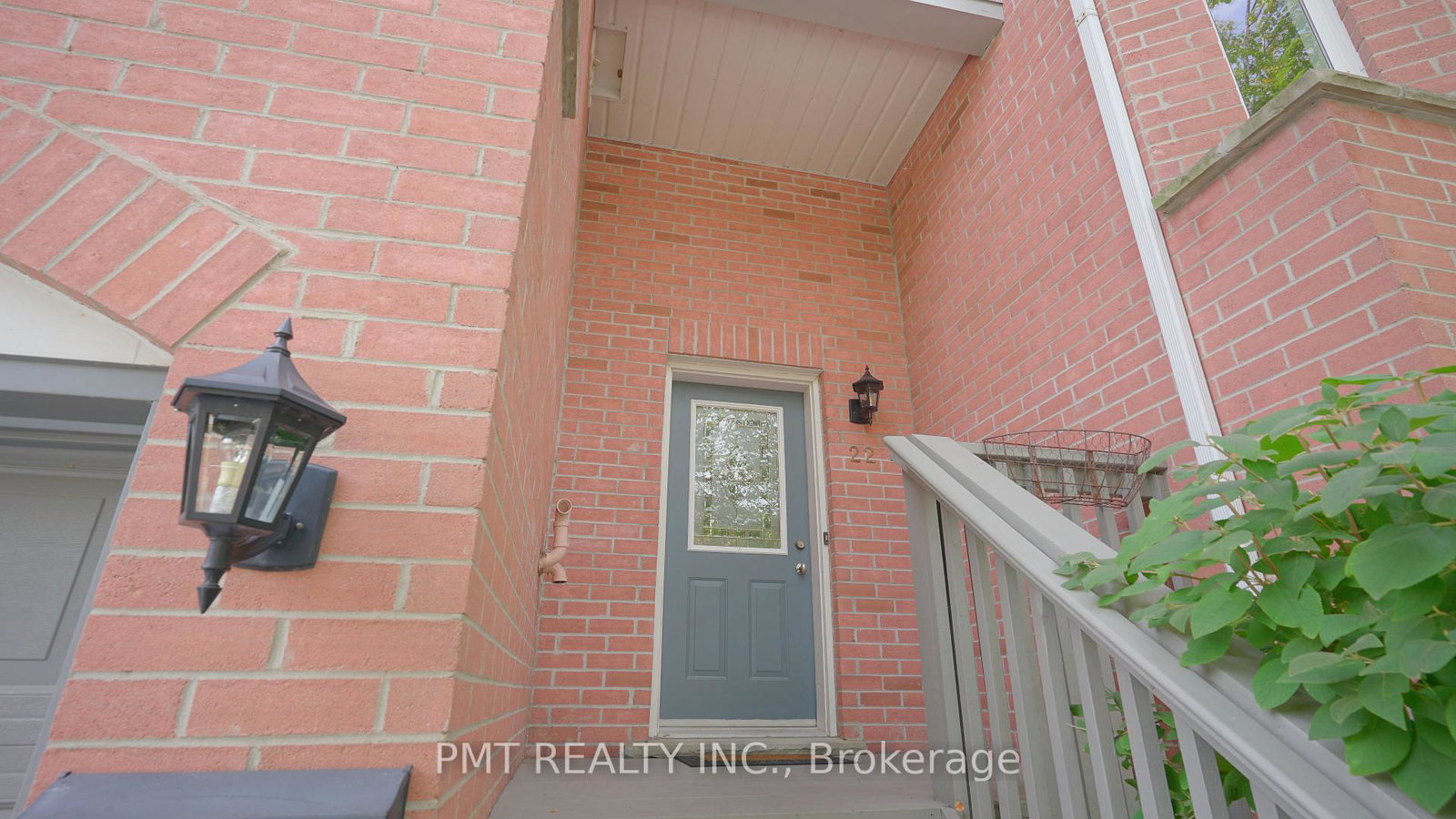 245-bishop-street-s-cambridge-ontario-x13801378