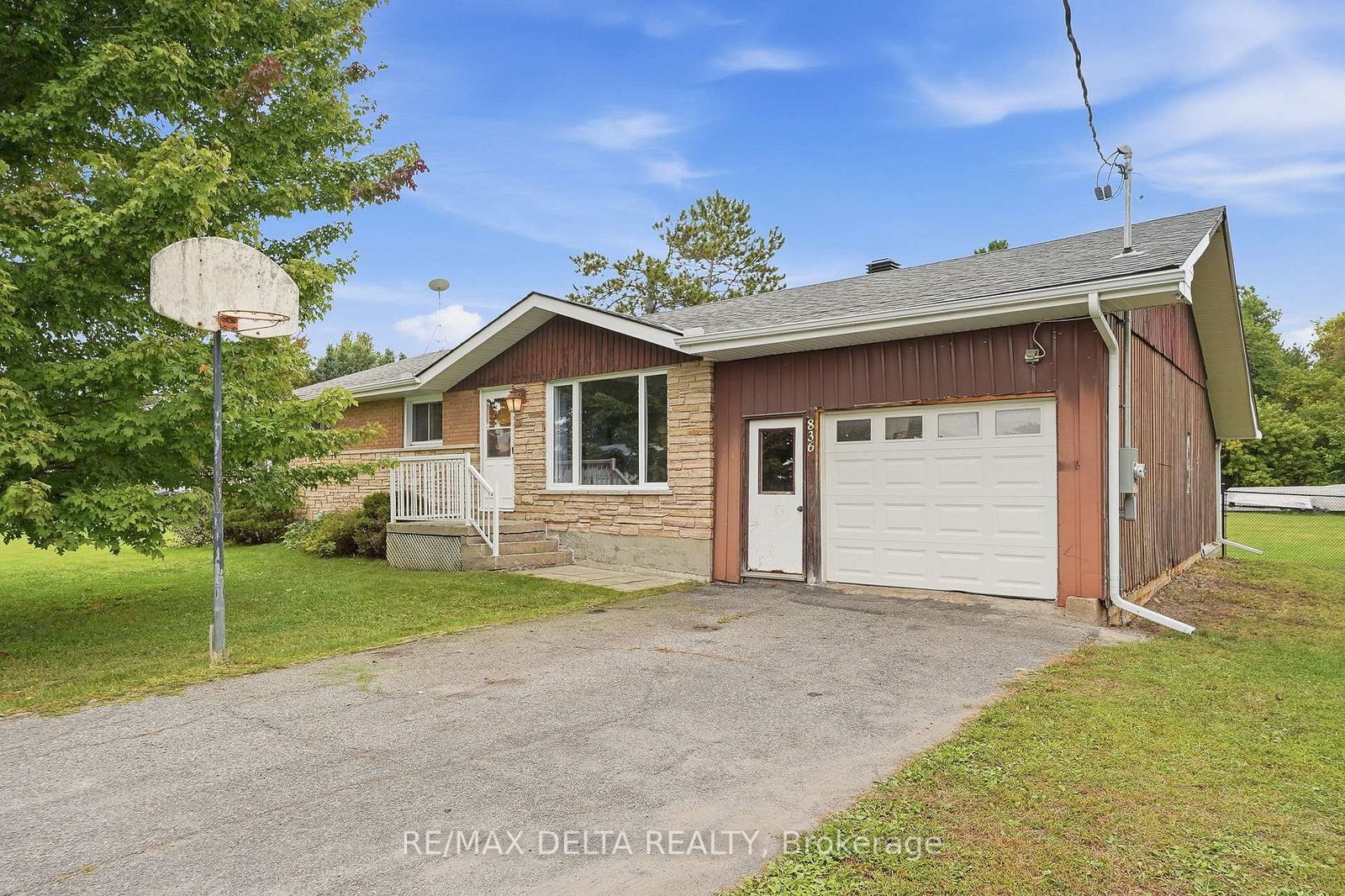 836-cartier-street-alfred-and-plantagenet-ontario-x13801886