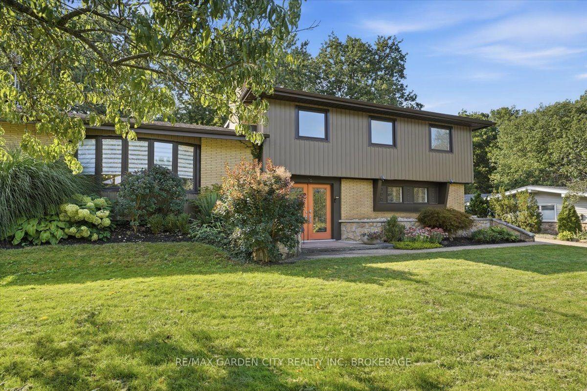 16-pinecrest-court-pelham-ontario-x13801914