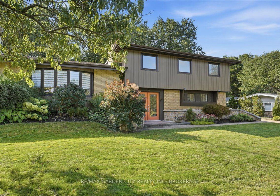 16-pinecrest-court-pelham-ontario-x13801914