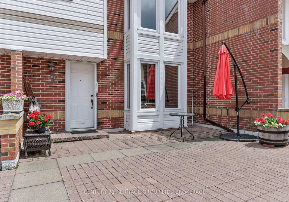 1-place-darmes-kingston-ontario-x13802046