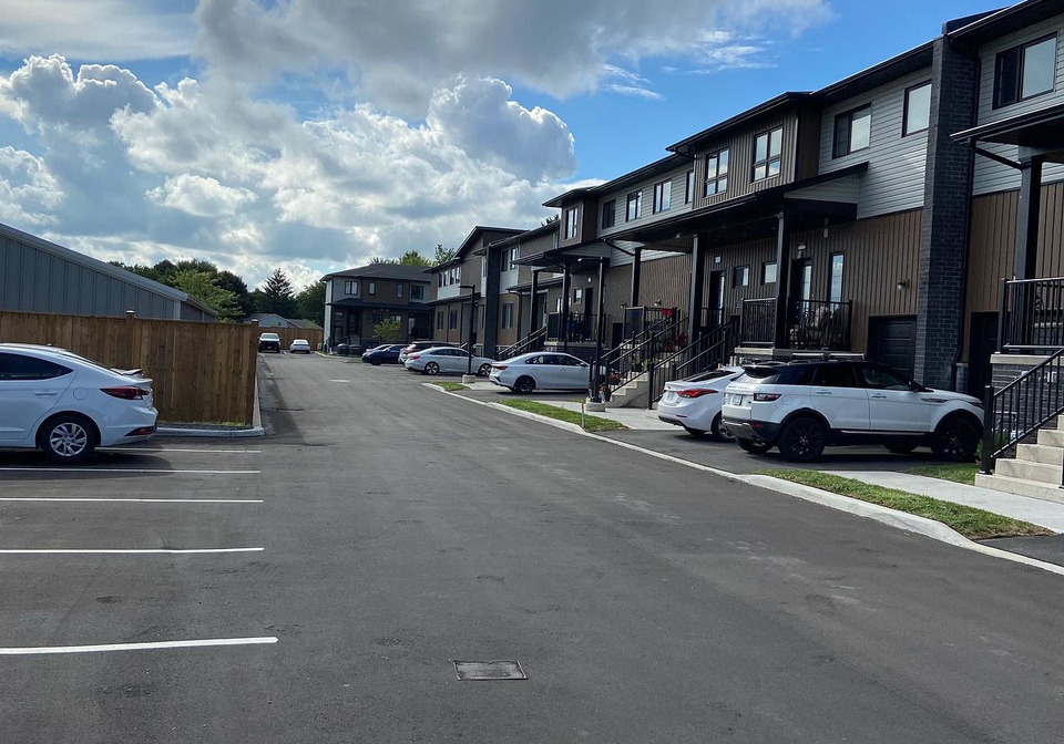 6591-montrose-road-niagara-falls-ontario-x13802228